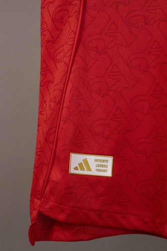 طقم ارسنال الاساسي 2025/2026