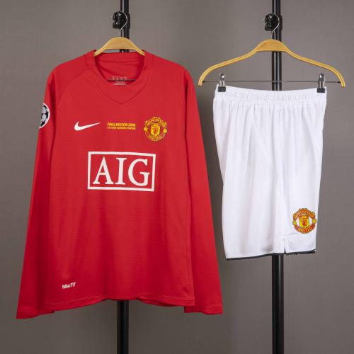 طقم مانشستر يونايتدالكلاسيك 2008 كم طويل