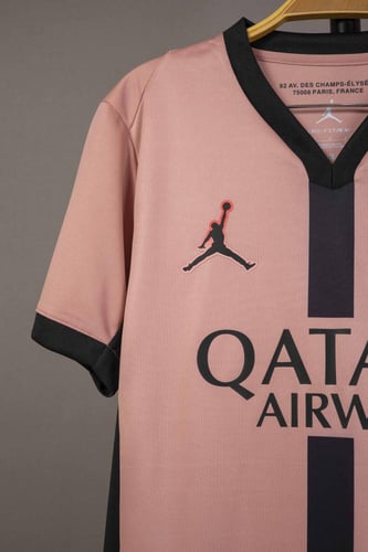 طقم باريس الاحتياطي 2024/2025