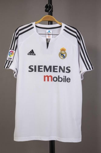 قميص ريال مدريد الاساسي 2004/2005