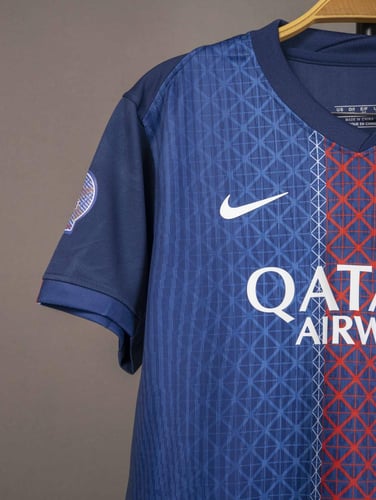 طقم باريس الاساسي اطفال2024/2025