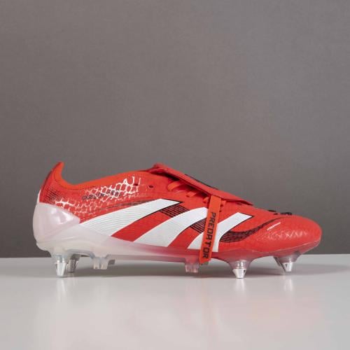 جزمة كرة قدم Adidas