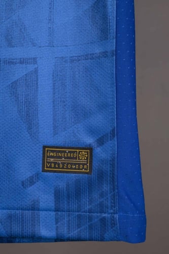 طقم تشيلسي الاساسي 2025/2026