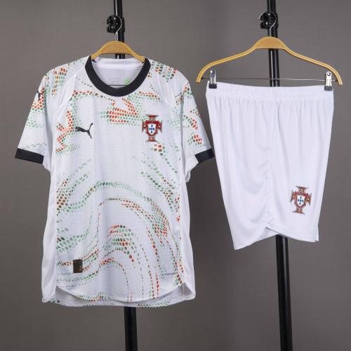 طقم البرتغال الاحتياطي 2025/2026