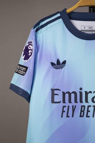 طقم ارسنال الاحتياطي 2024/2025