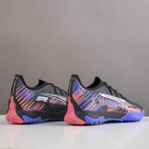 جزمة كرة قدم PUMA