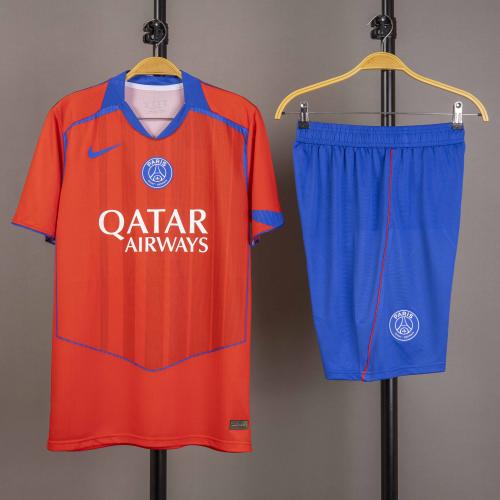 طقم باريس الاساسي 2025/2026