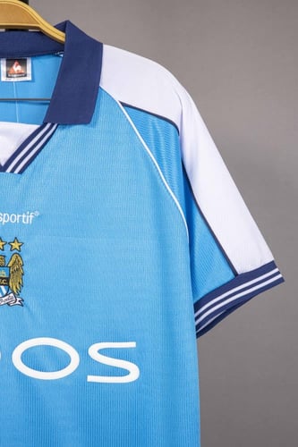 قميص مانشيستر سيتي كلاسيك