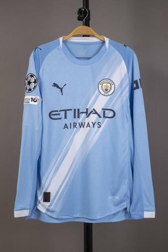 طقم مانشستر سيتي الاساسي 2026/2025