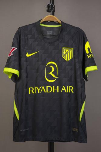 قميص اتلتيكو مدريد الاحتياطي 2026/2027