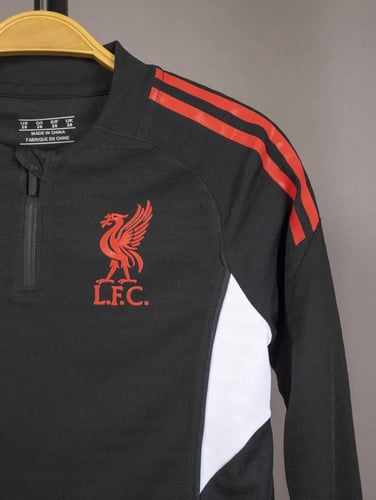 طقم تمارين ليفربول اطفال 2025/2026