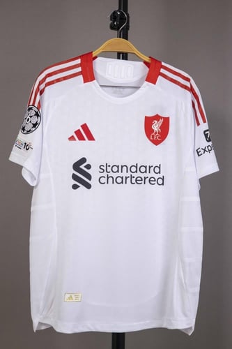 طقم ليفربول الاحتياطي 2025/2026