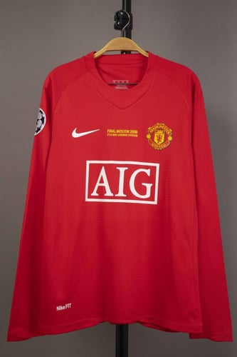 طقم مانشستر يونايتدالكلاسيك 2008 كم طويل