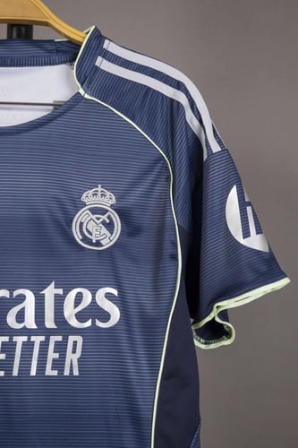 طقم ريال مدريد الاحتياطي 2025/2026