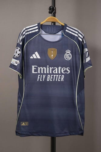 طقم ريال مدريد الاحتياطي 2025/2026