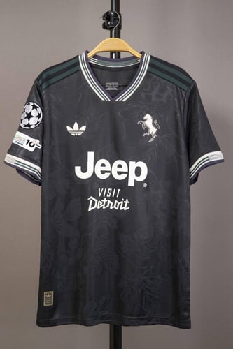 طقم يوفينتوس الاحتياطي 2026/2025