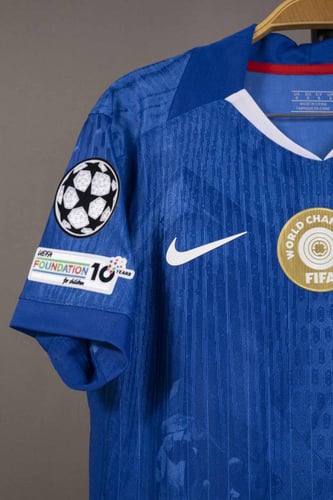 طقم تشيلسي الاساسي 2026/2025 بشعار كاس العالم