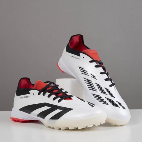 جزمة كرة قدم