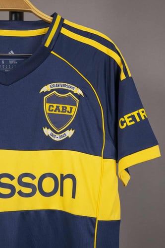 طقم بوكا جونيورز الاساسي 2025/2026