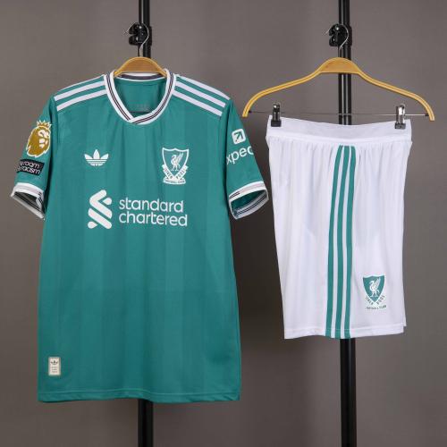 طقم ليفربول الاحتياطي 2025/2026