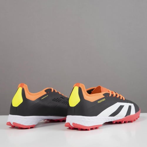 جزمة كرة قدم