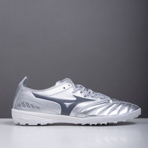 جزمة كرة قدم