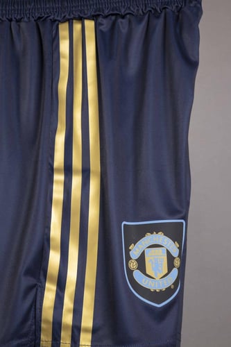 طقم مانشستر يونايتد الاحتياطي 2025/2026