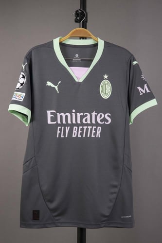 طقم ميلان الاحتياطي جمهور 2024/2025