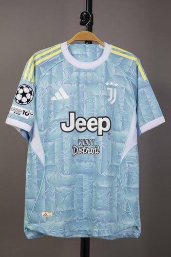 طقم يوفينتوس الاحتياطي 2026/2025