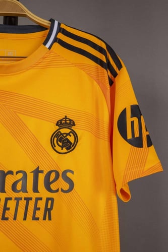 طقم ريال مدريد 2024/2025