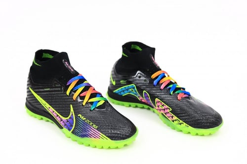 جزمة كرة قدم NIKE