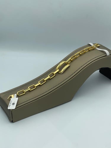 Bracelet 46