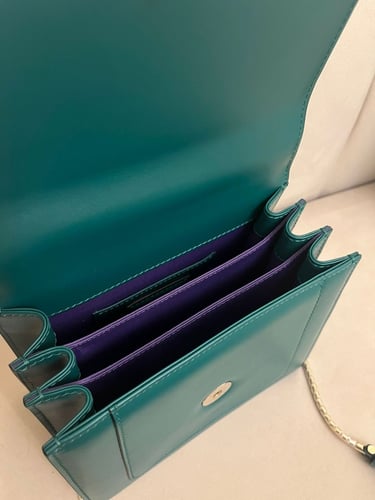 شنطة جلد طبيعي