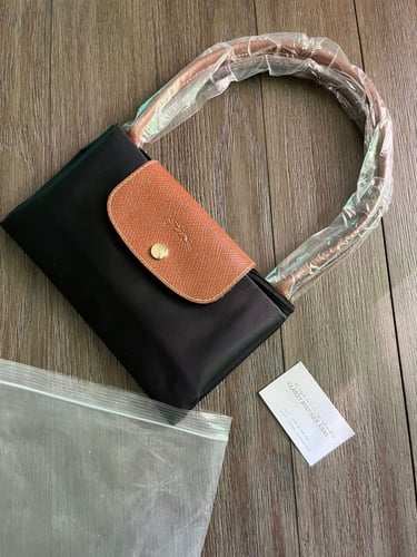 شامب حجم كبير ( اسود )