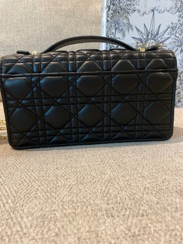 حقيبة ديور أسود