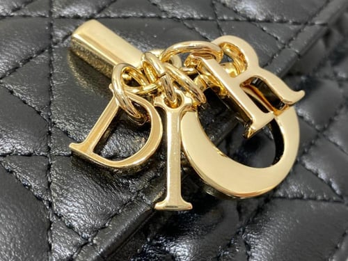 شنطة ديور أسود