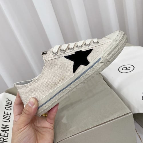 سنيكرز جولدن جوس golden goose