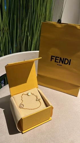 أسورة مطلية