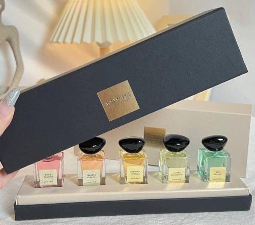 بوكس جورجيو ارماني برايف 5 عطور ميني