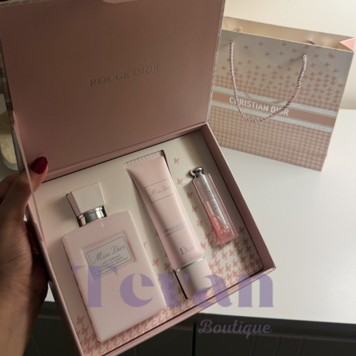 مجموعة مس ديور الحصري