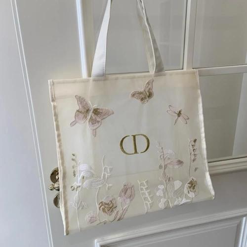 شنطة ديور حجم كبير