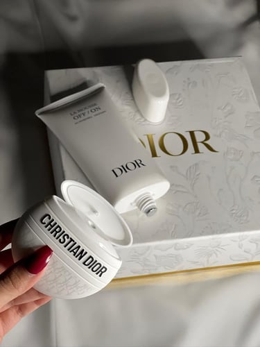 بوكس كريم معطر ديور قطعتين