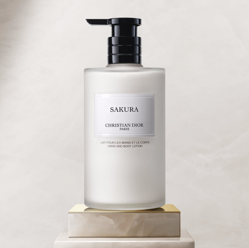 لوشن ساكورا 350 مل كريستيان ديور
