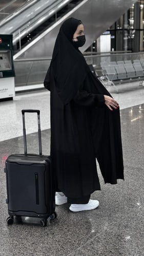 عباية سفر ( اسود، قصيرة)