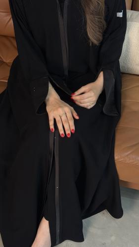 عباية نادين