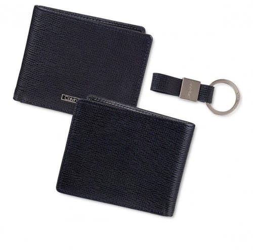 محفظة وميدالية كالفن كلاين