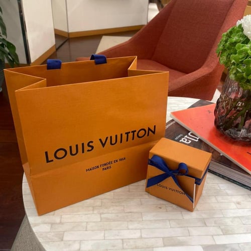 اسوارة لويس فيتون