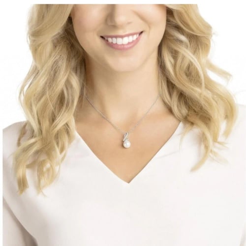 سلسال Gabriella سواروفسكي