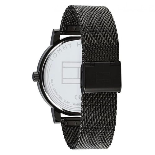 ساعة تومي هيلفيغر