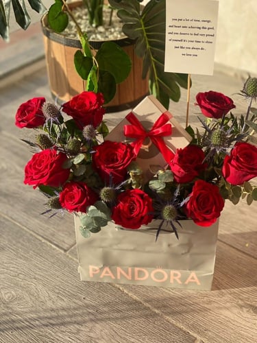 هدية اسوارة باندورا بالورد